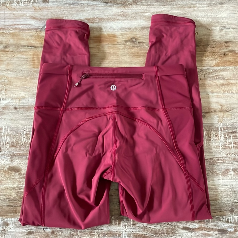 Lululemon Run with the sun tight - Picture 2 of 16
